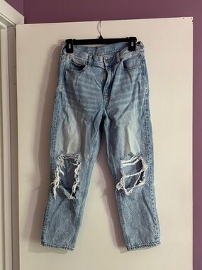 American Eagle Light Wash Ripped Jeans